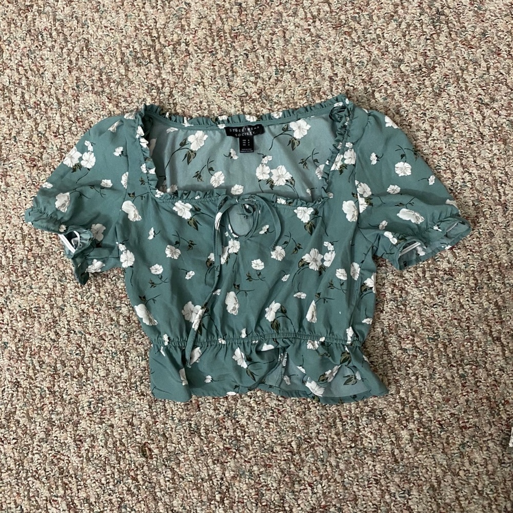 FLOWERY CROP TOP
